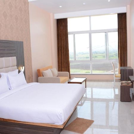 Ratnaa Resort Khamshet Dış mekan fotoğraf